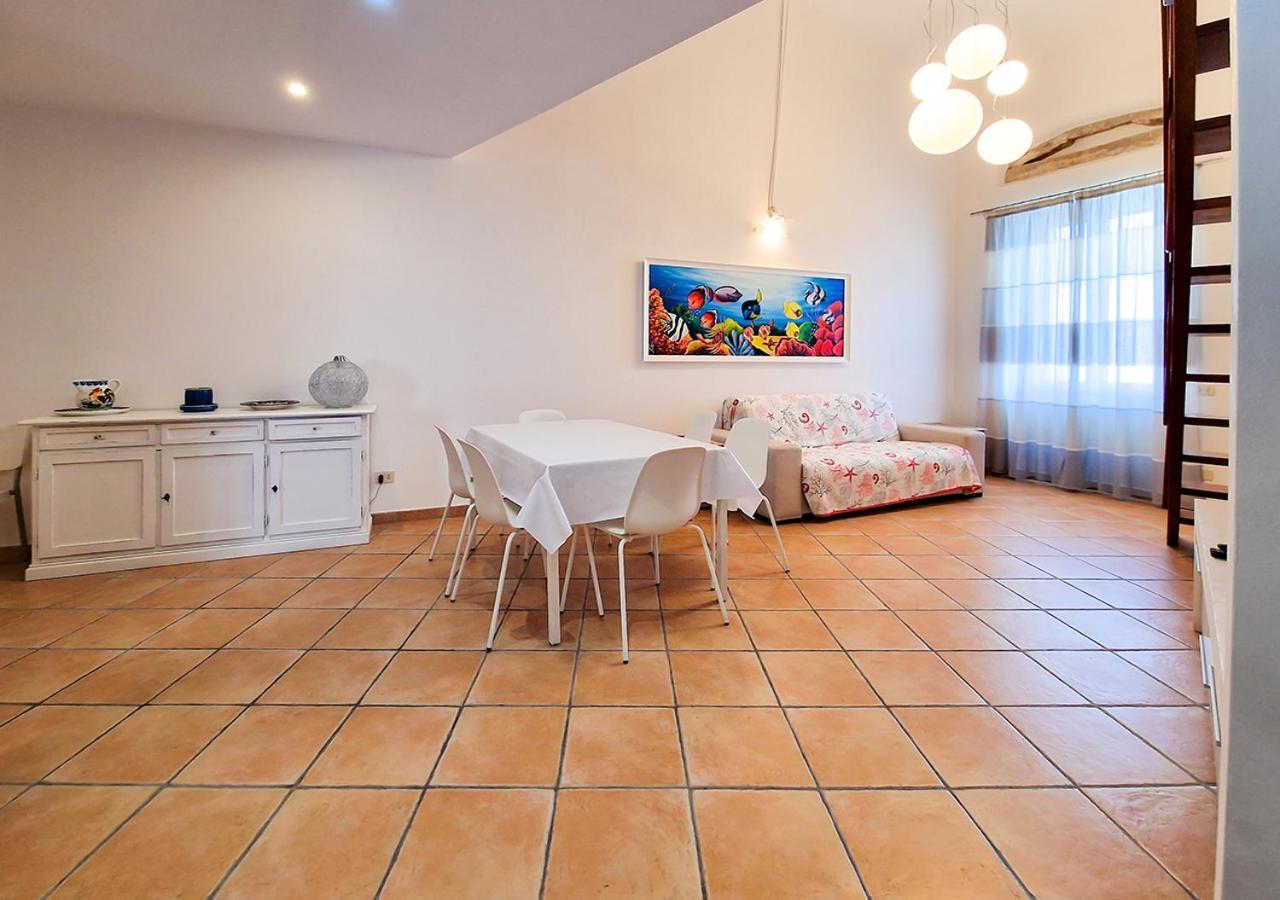 Murphy Holiday Home - Residenza Baro La Maddalena  Zewnętrze zdjęcie