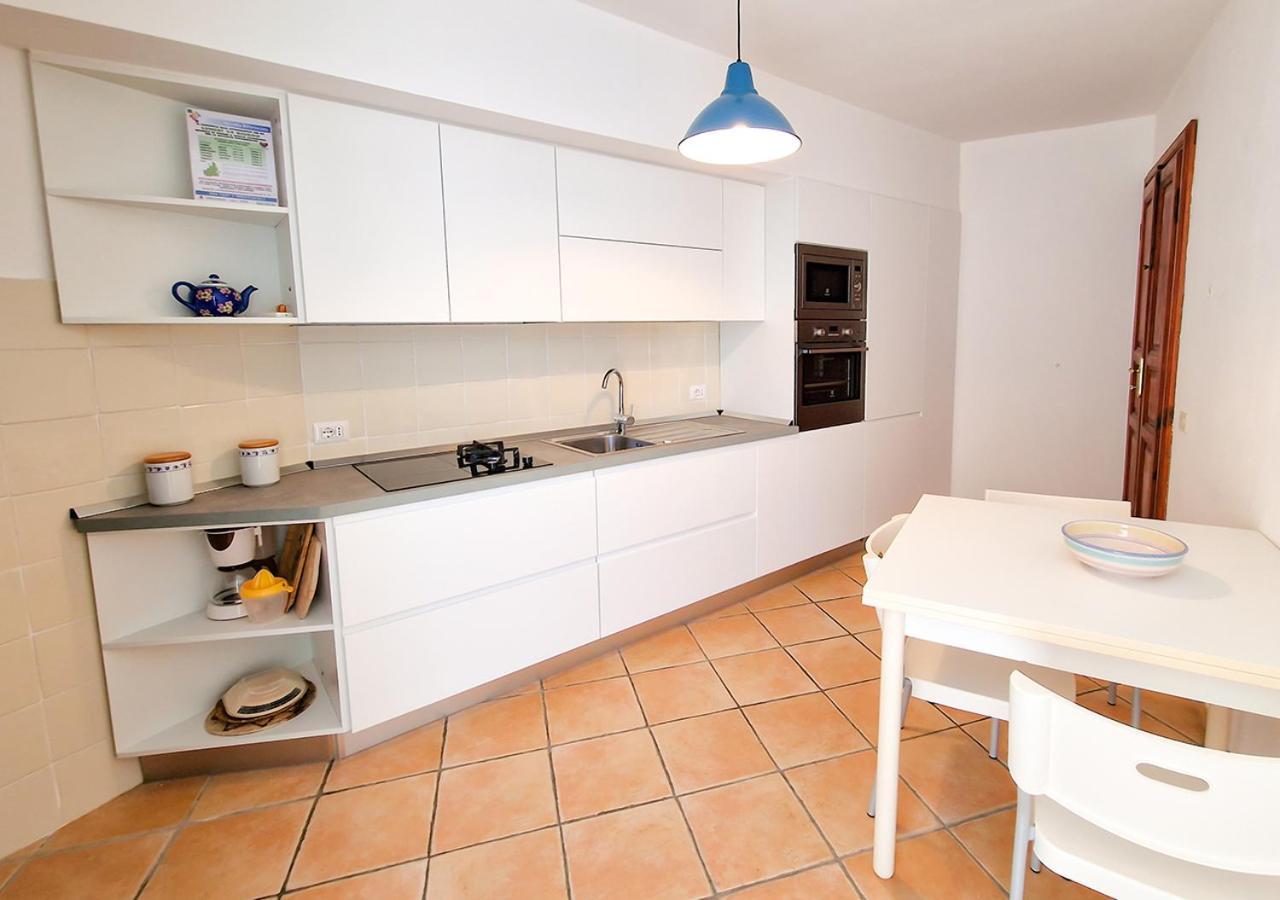 Murphy Holiday Home - Residenza Baro La Maddalena  Zewnętrze zdjęcie