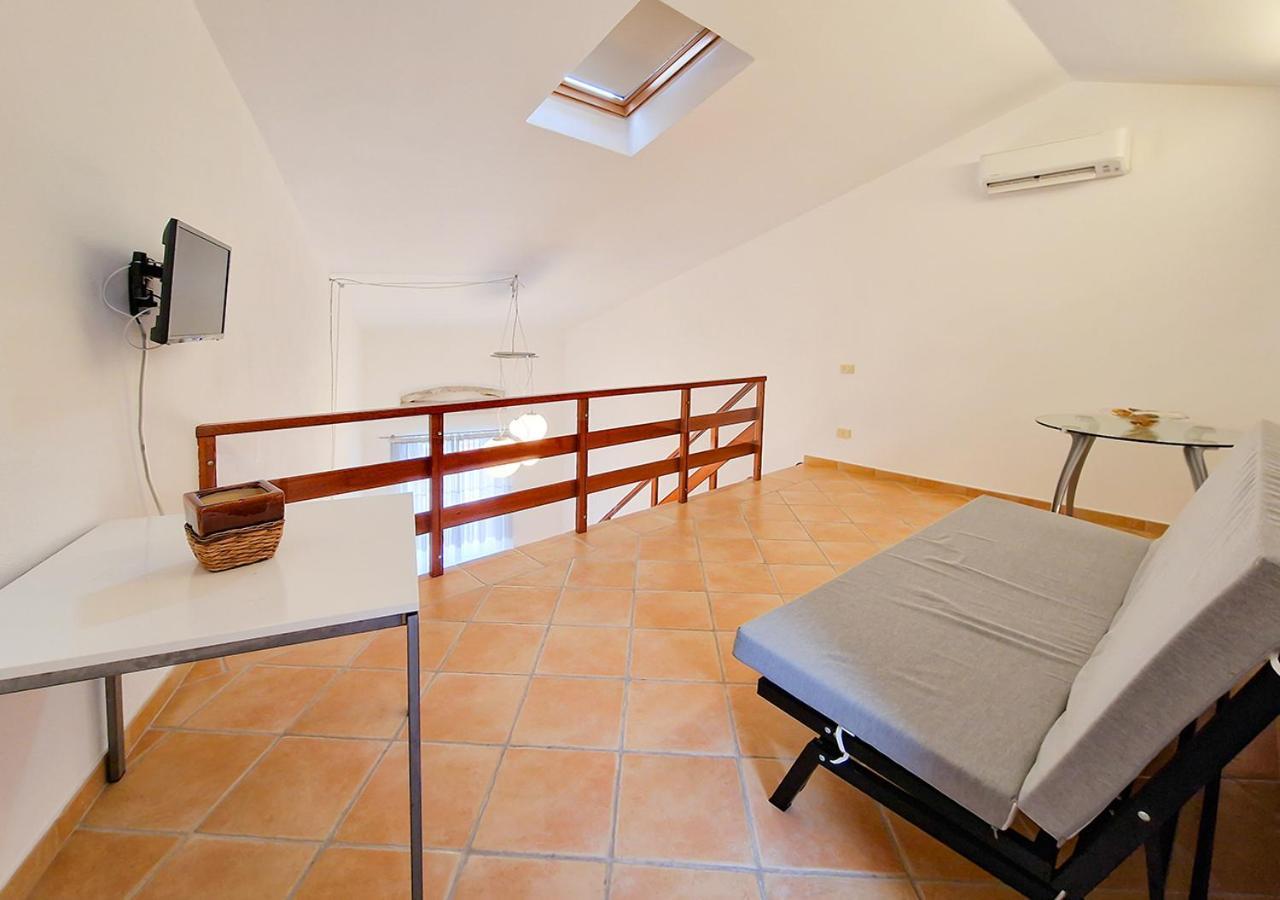 Murphy Holiday Home - Residenza Baro La Maddalena  Zewnętrze zdjęcie